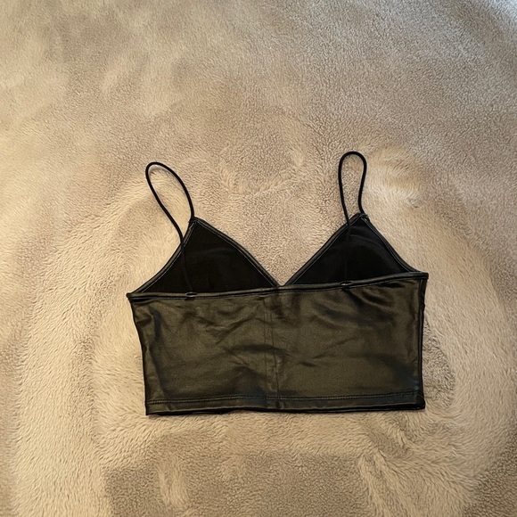 SHEIN leather look crop top - Picture 3 of 4